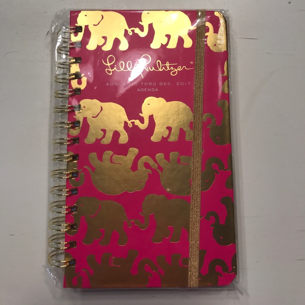 Lilly Pulitzer agenda 8.5 x 5 inches