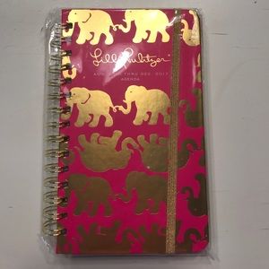 Lilly Pulitzer agenda 8.5 x 5 inches