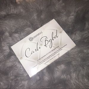 Carli Bybel eyeshadow & highlighter palette.