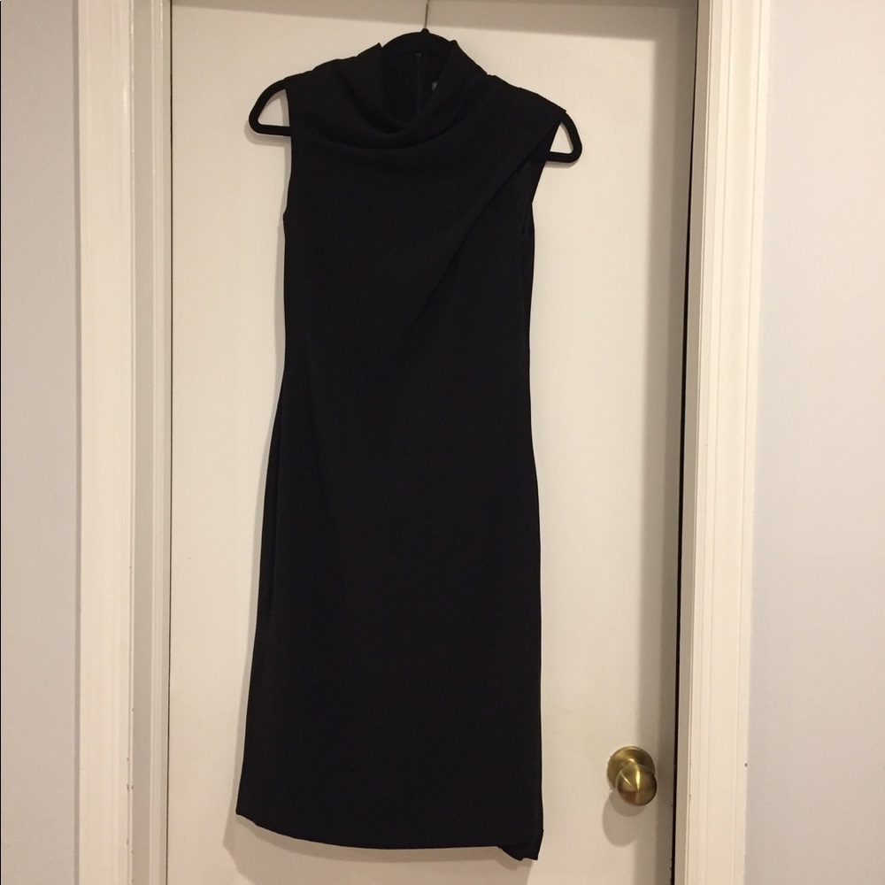 Structured sleeveless dress