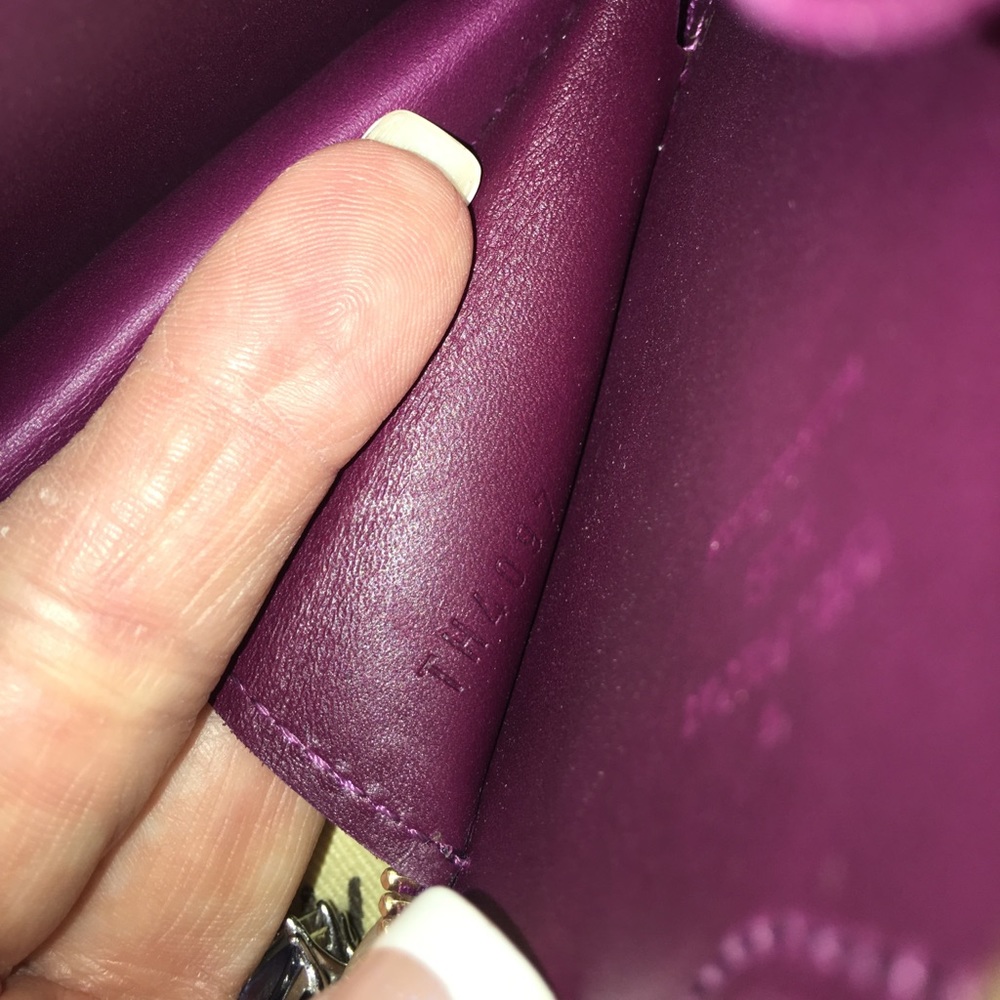 Louis Vuitton Vernis Monogram Hold for Andrea