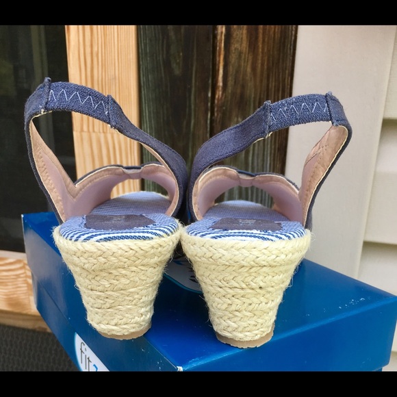 New Fitzwell Open Toe Navy Striped Wedge Size 9M - Picture 6 of 7