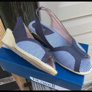 New Fitzwell Open Toe Navy Striped Wedge Size 9M