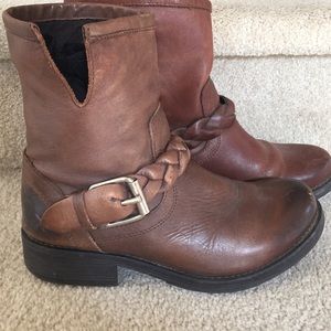 Steve Madden Boots