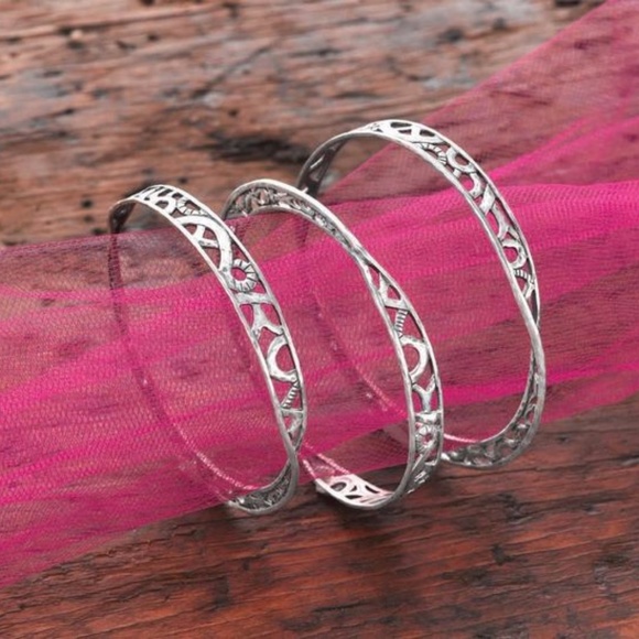 Silpada Jewelry - Silpada Del Mar Bangle Bracelet