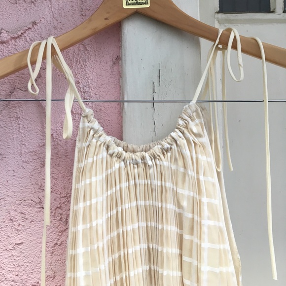 Objects Without Meaning Accordion Tank - Picture 5 of 6