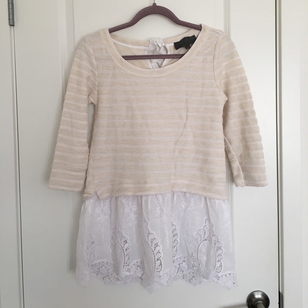 Summer top anthropologie.