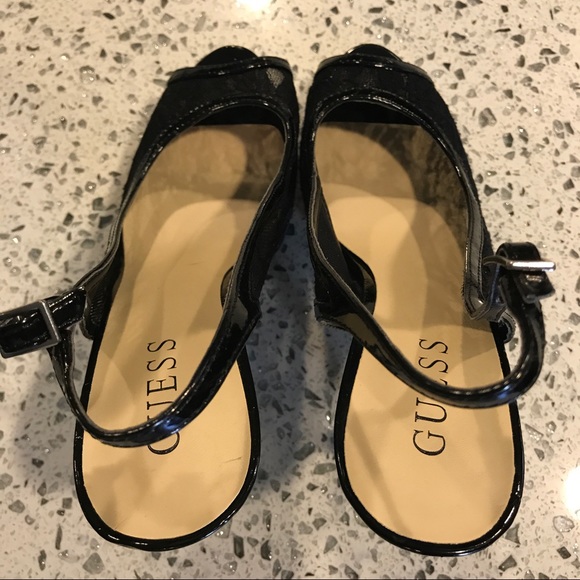 Guess black lace peep toe heels - Picture 5 of 7