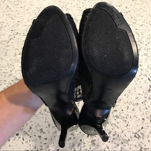 Guess black lace peep toe heels - Picture 7 of 7