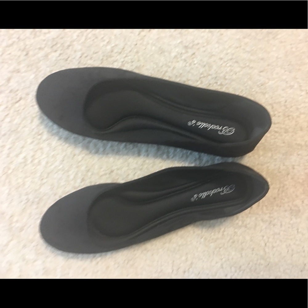 👠Brand New Black Flats 👠