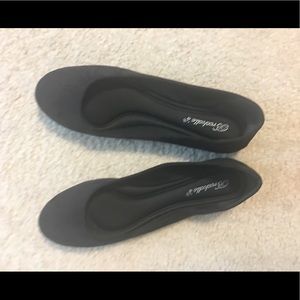 👠Brand New Black Flats 👠