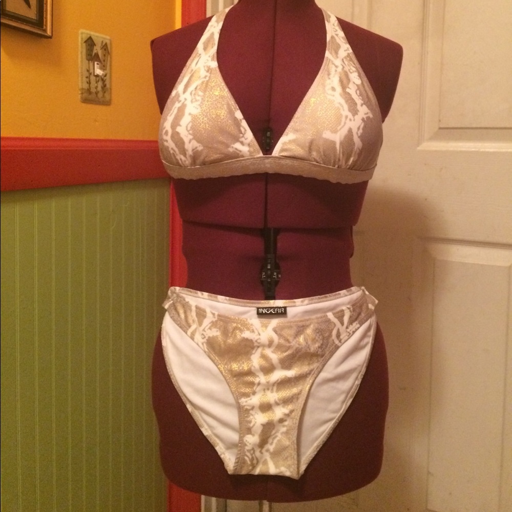 Sexy two piece bikini 👙