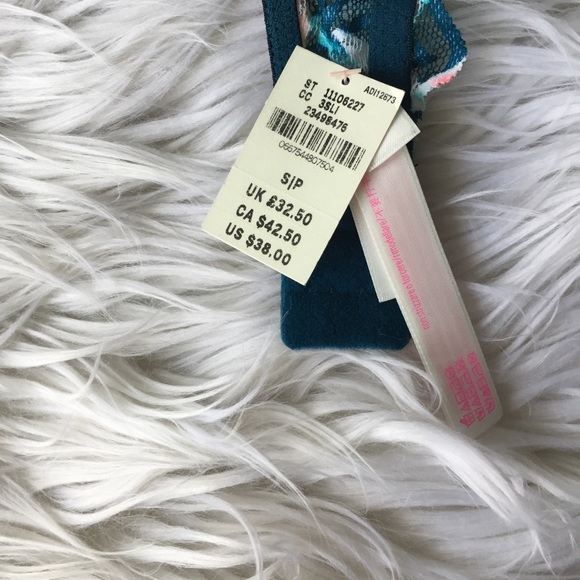 NEW WITH TAGS tropical print bralette💖💖💖 - Picture 5 of 5