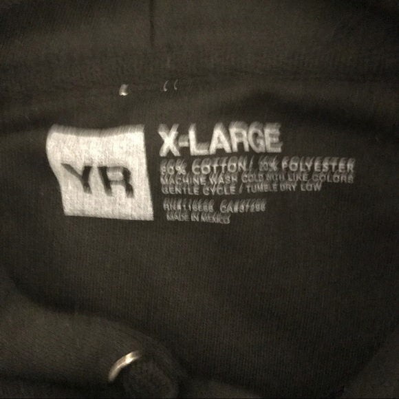 Young And Reckless Hoodie Size Large and X-Large - Picture 2 of 4
