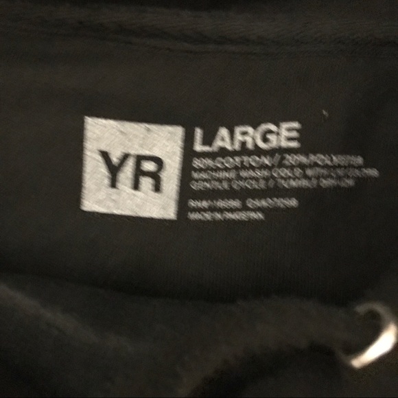 Young And Reckless Hoodie Size Large and X-Large - Picture 4 of 4