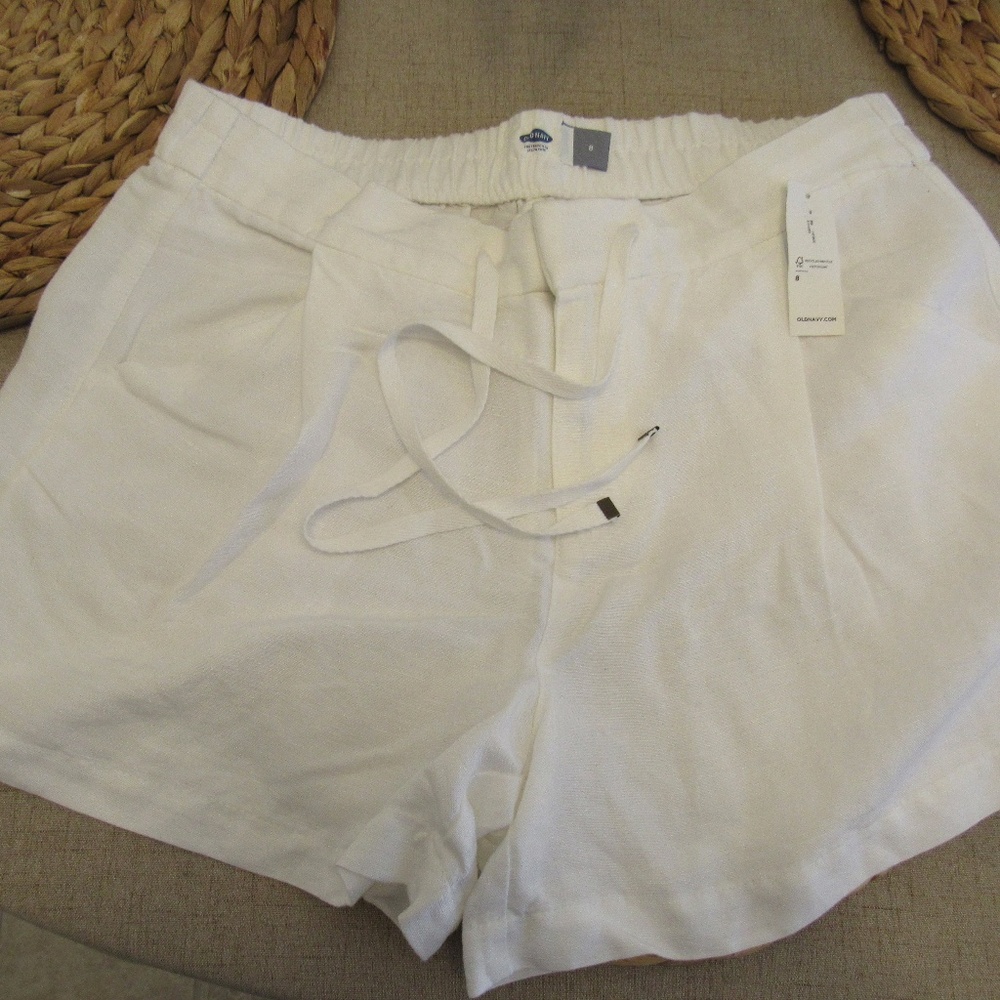 NWT Old Navy White Linen Shorts