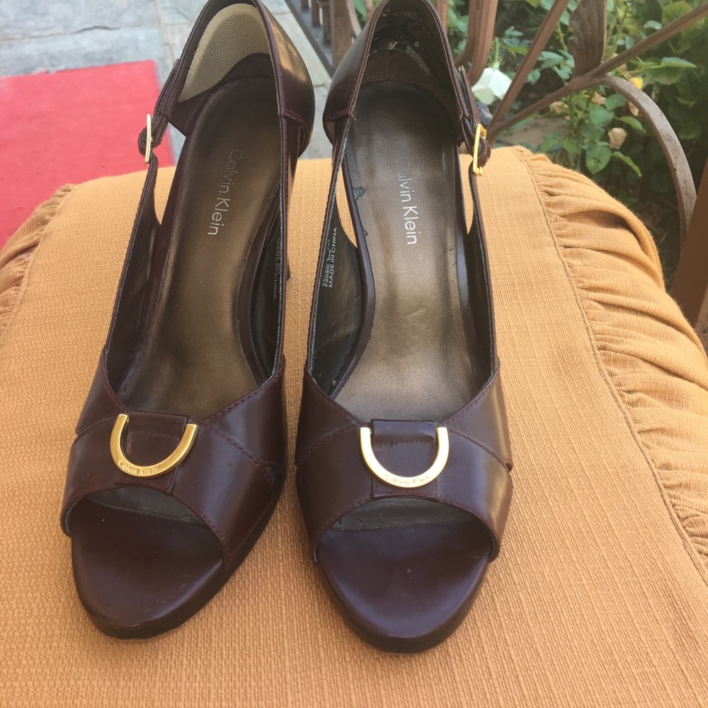 Merlot color Calvin Klein peep toe pumps