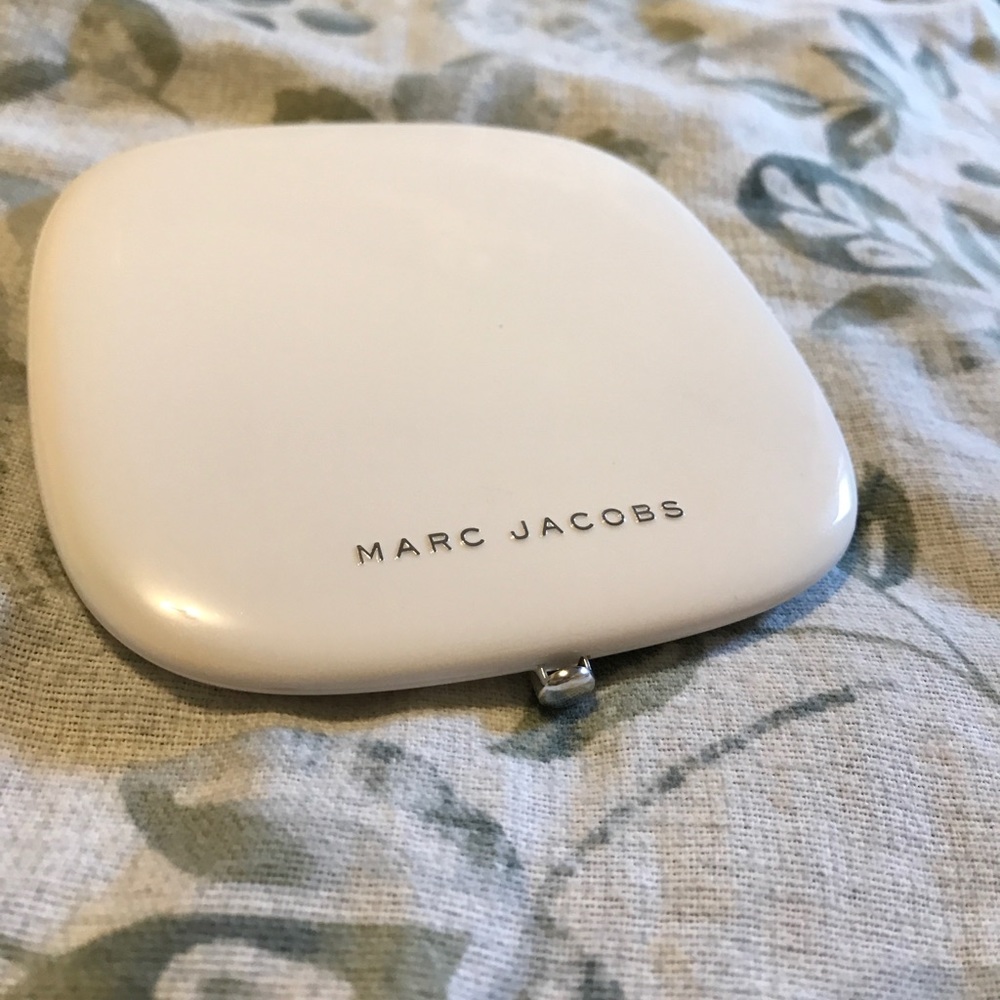 Marc jacobs omega coconut perfect tan bronzer