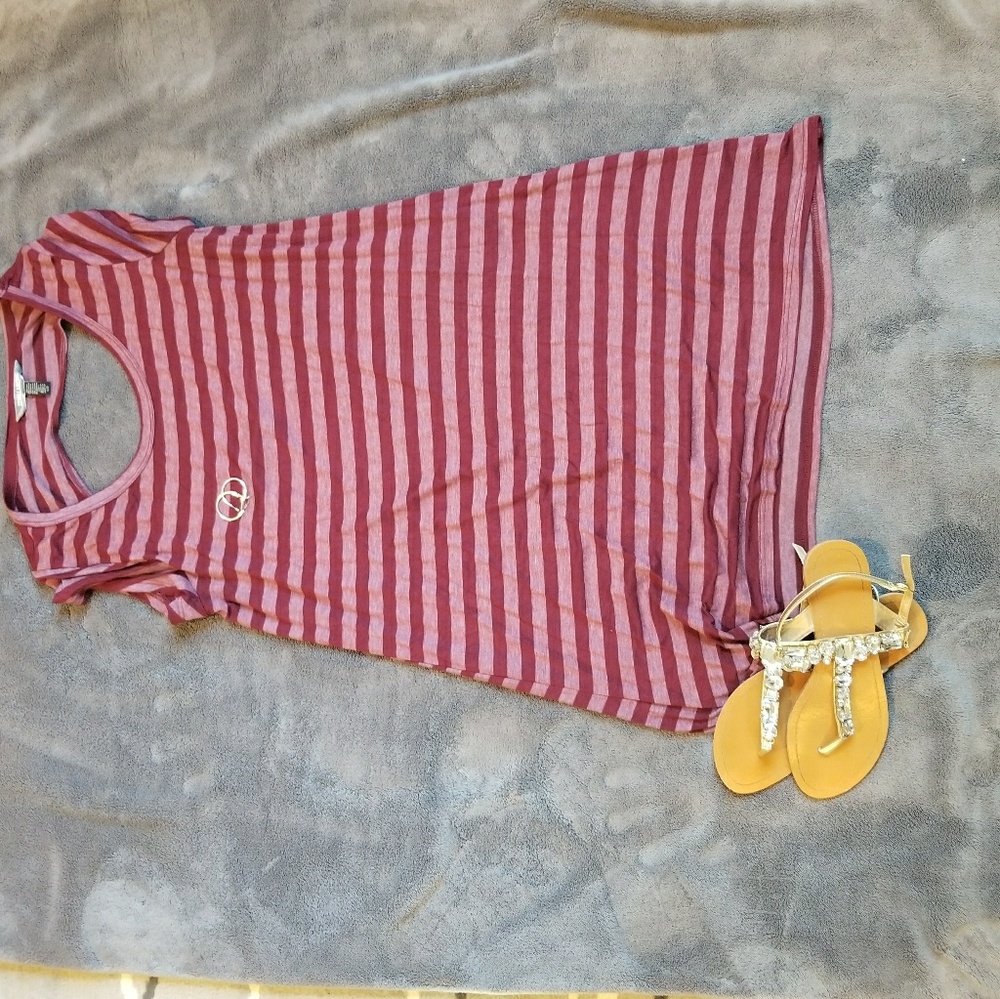 Burgundy and pink striped Billabong dress
