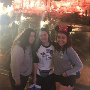 Meet your Posher, Carolina