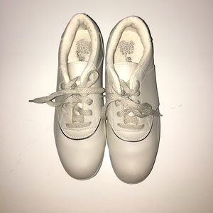 Endicott-Johnson Bowling Shoes