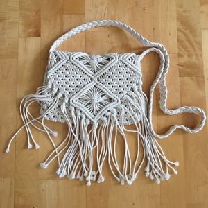 Boho white-knitted purse!