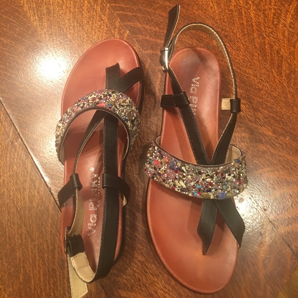 NWOT Sandals w/ Bling & Stone Embellishments 6