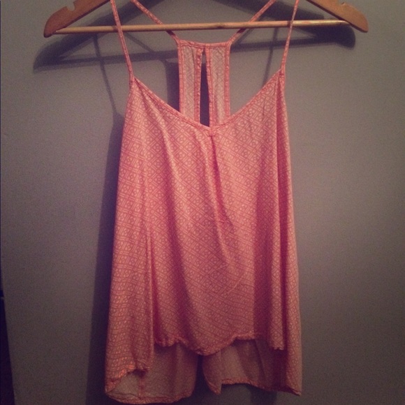 Salmon tank top with keyhole back - Picture 1 of 2