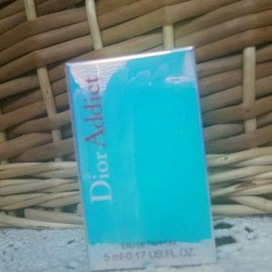 Dior Addict EAU DE Parfum 0.17 ounces