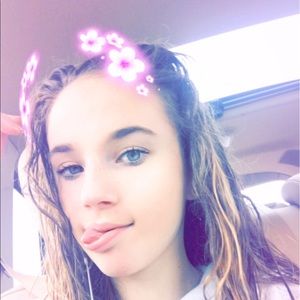 Meet your Posher, Molly