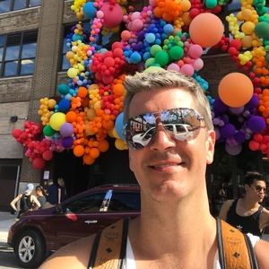 Meet your Posher, Brandon