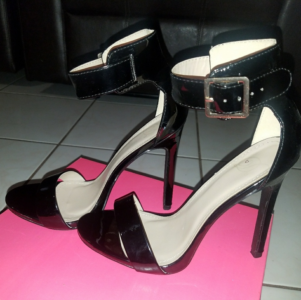Diva black sandal heels