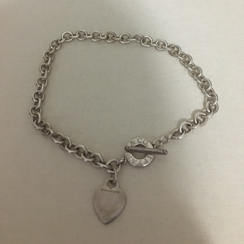 Tiffany and Co heart toggle necklace in silver