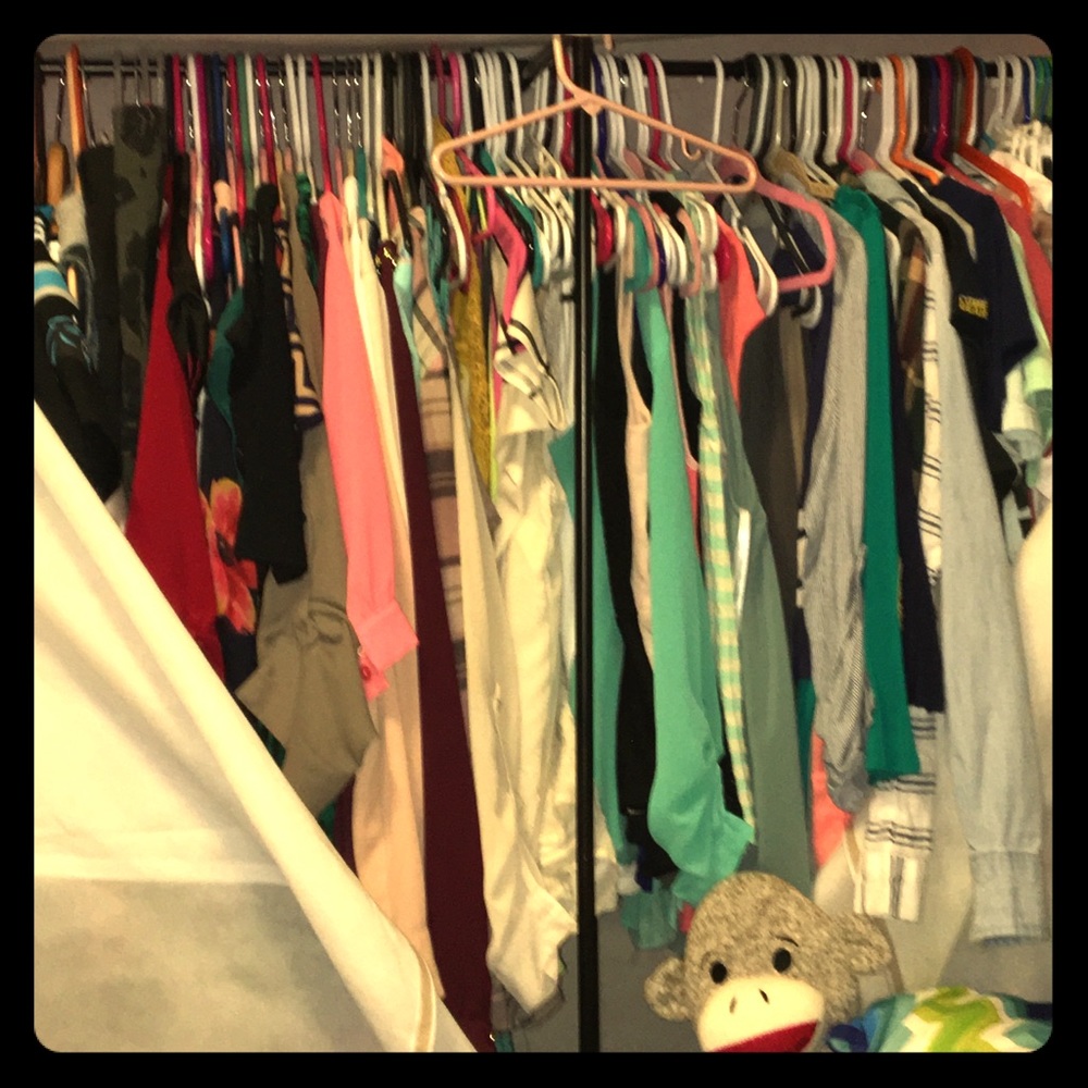 CLOTHES• SHOES •PURSES •JEWELRY