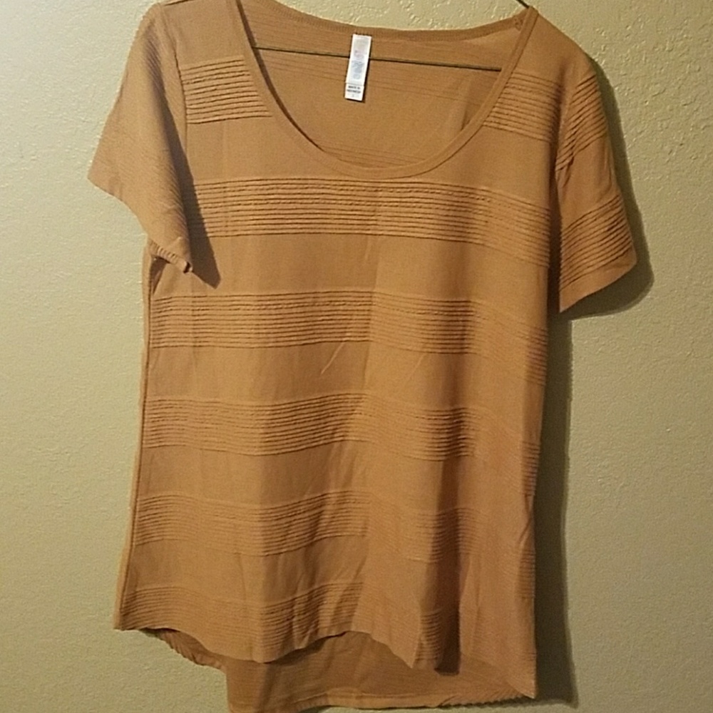 Lularoe solid classic T size small