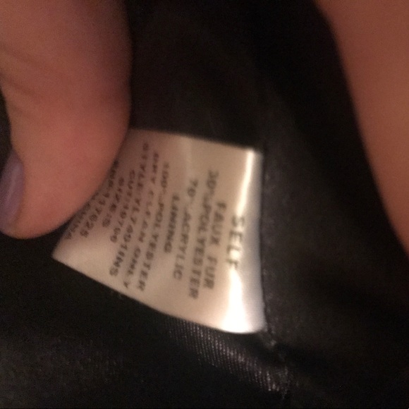 FAUX fur striped vest - Picture 3 of 3