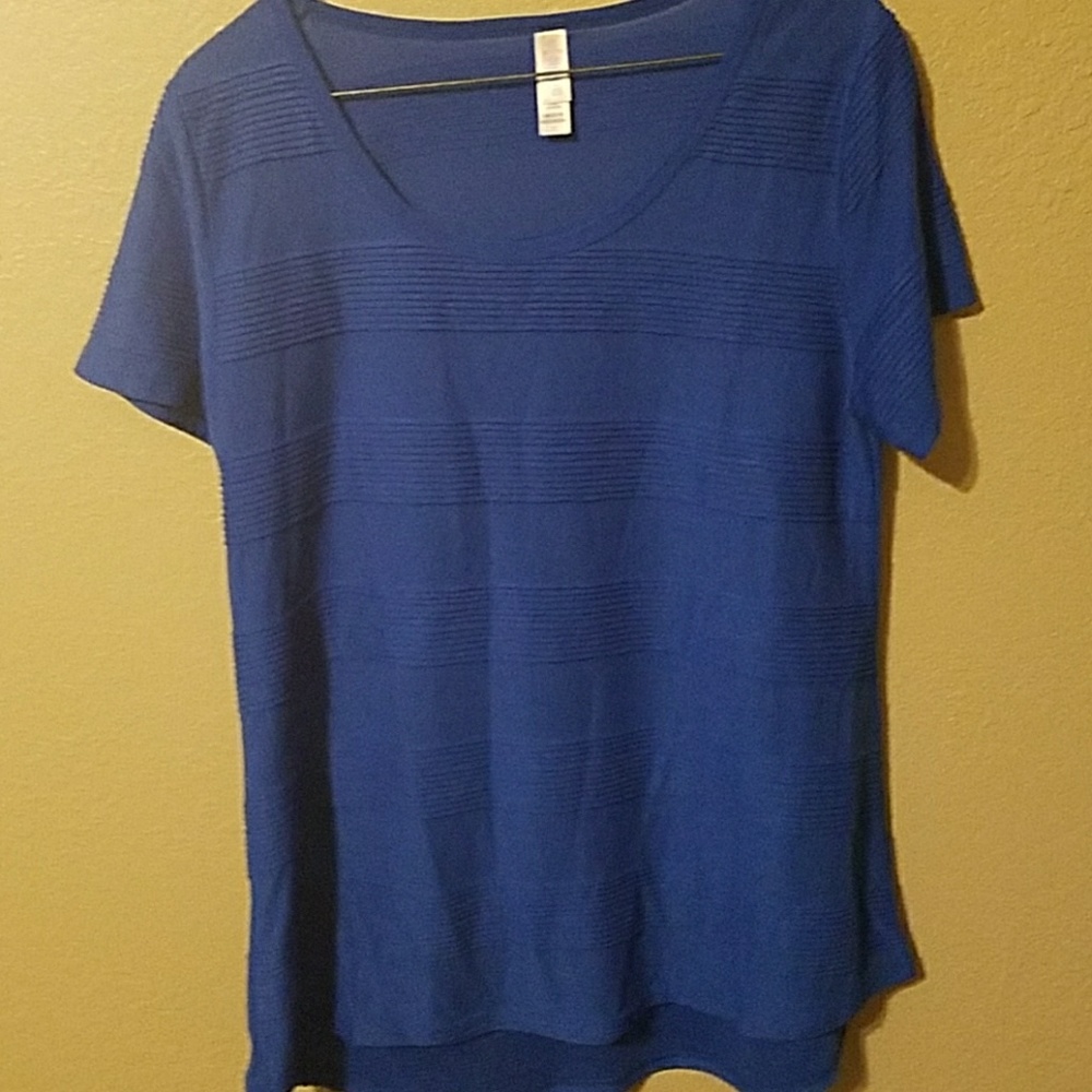Lularoe royal blue classic T. Size small.