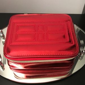 Elizabeth Arden Red Zip makeup bag