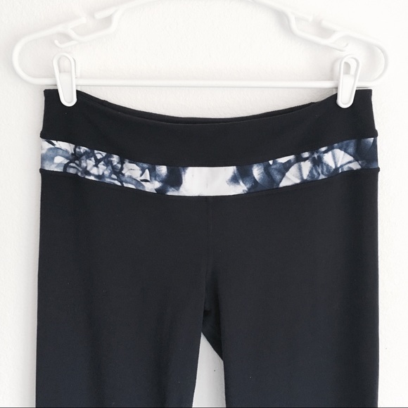 lululemon athletica Pants - Lululemon Reversible Navy Blue Bootcut Leggings