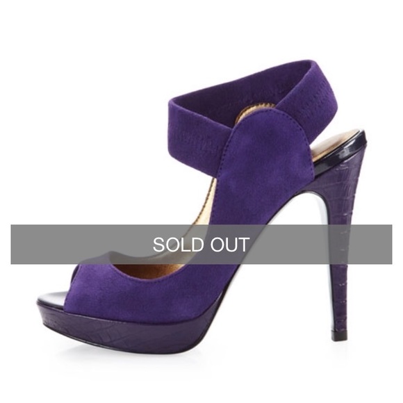 Pelle Moda Issa3 Suede Pump, Purple, EUC - Picture 3 of 8