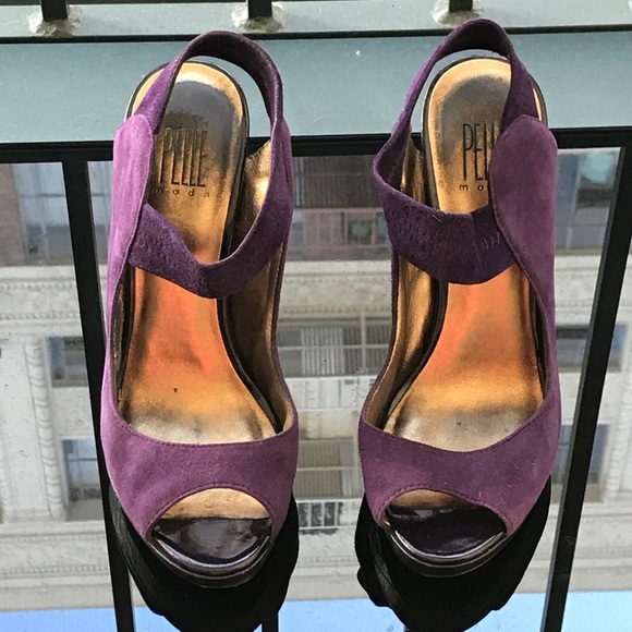 Pelle Moda Issa3 Suede Pump, Purple, EUC - Picture 4 of 8