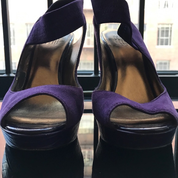 Pelle Moda Issa3 Suede Pump, Purple, EUC - Picture 8 of 8