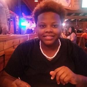 Meet your Posher, Candace