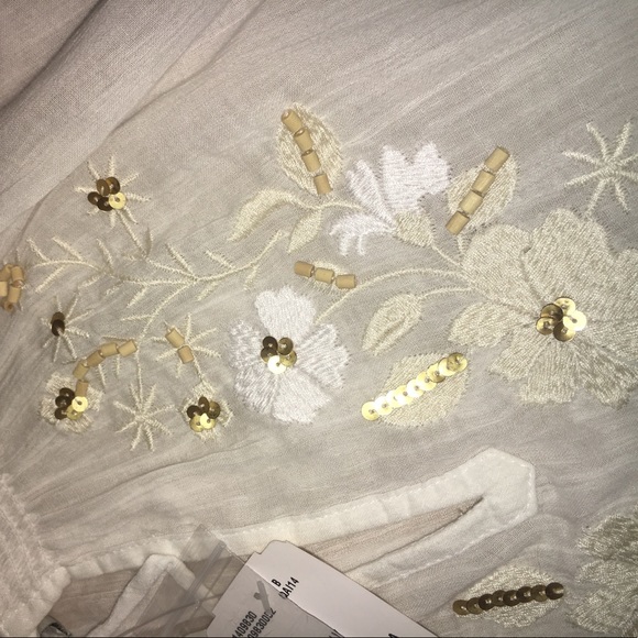 Cute Top from forever 21 - Picture 5 of 5