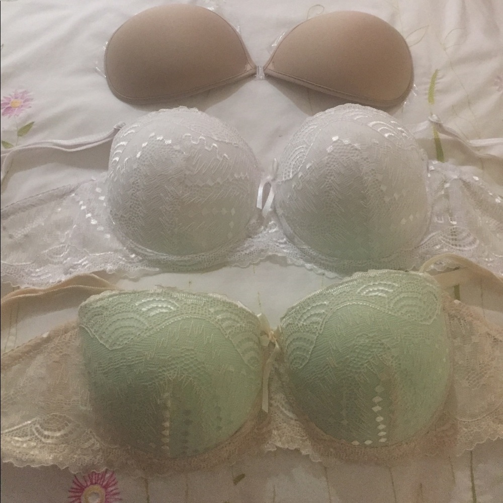 Nice bras new never use 💄💅🏻💅🏻