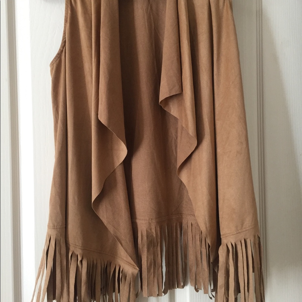 Sued fringe vest