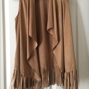 Sued fringe vest