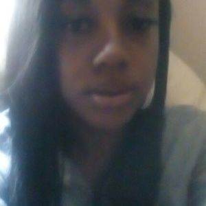 Meet your Posher, Ebony