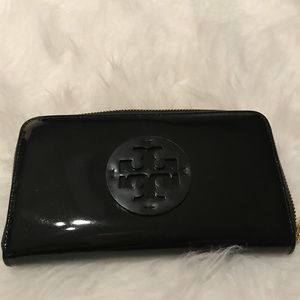 Tory Burch patent wallet