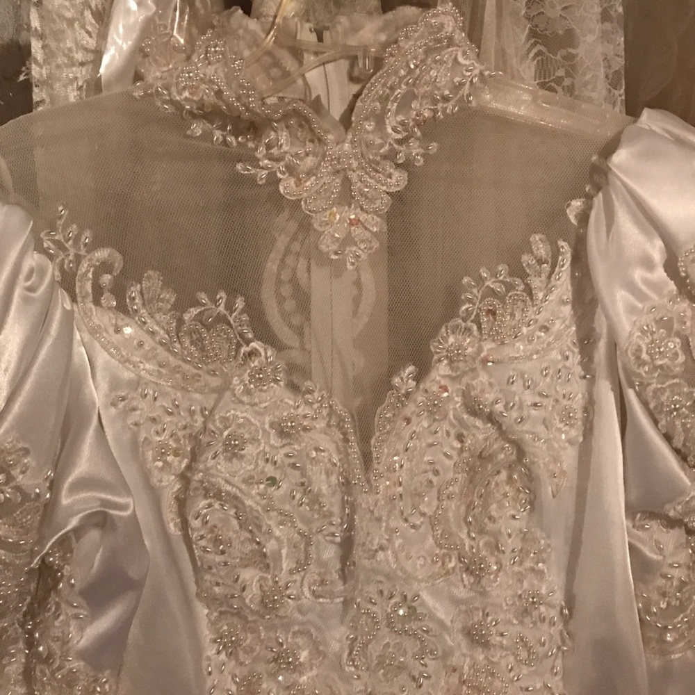 Wedding dress